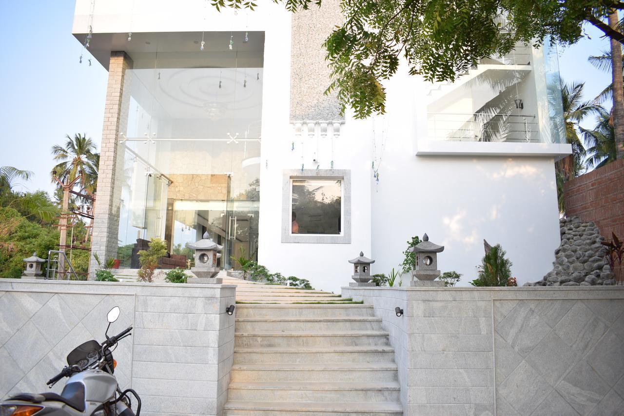 White Pearl Residency Hotel Puduccseri Kültér fotó