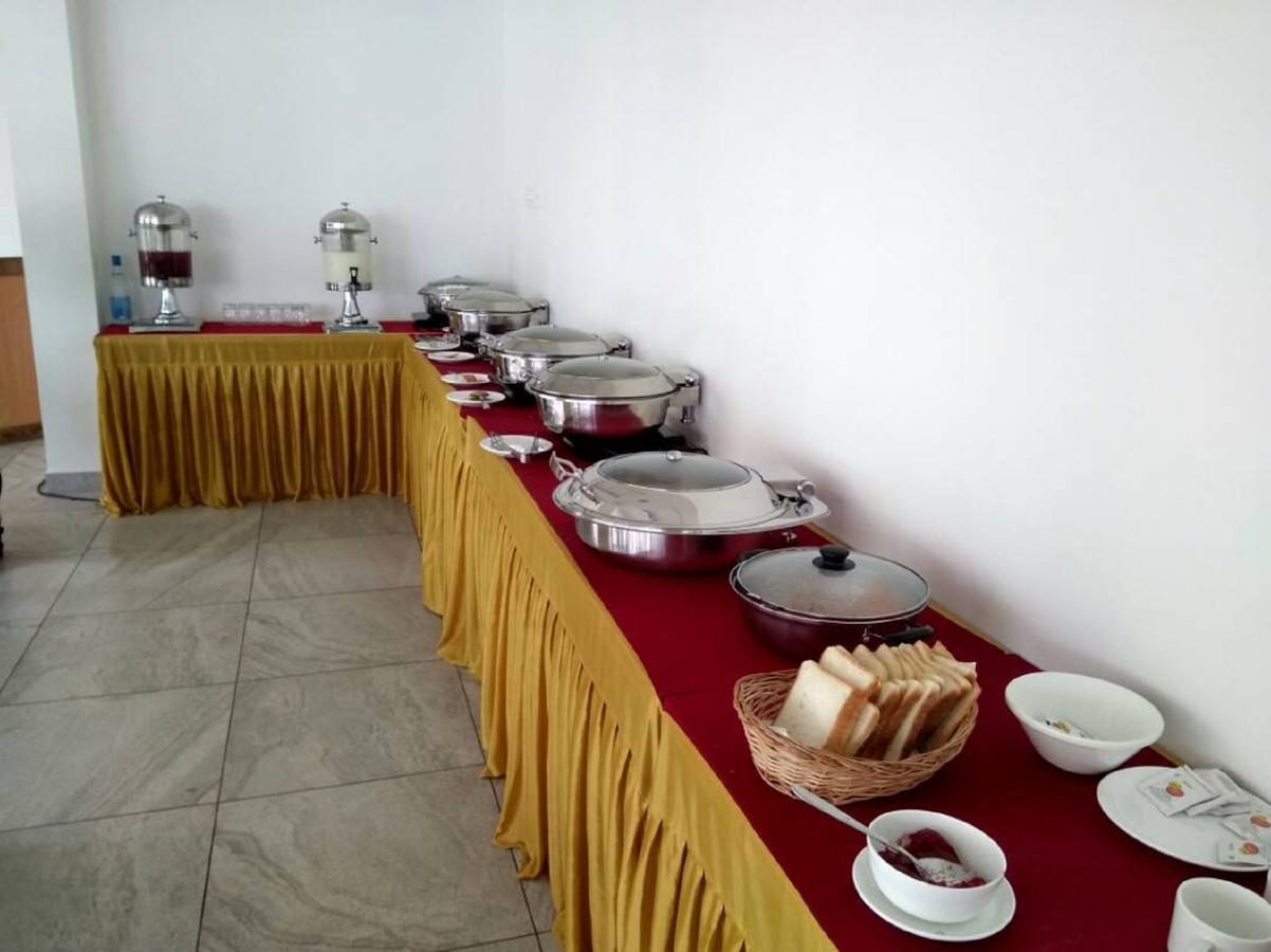 White Pearl Residency Hotel Puduccseri Kültér fotó